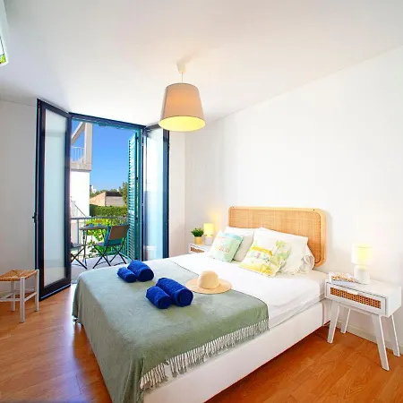 Precious Time By Interhome Daire *